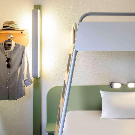 Ibis budget Orléans Sud Comet Exterior foto
